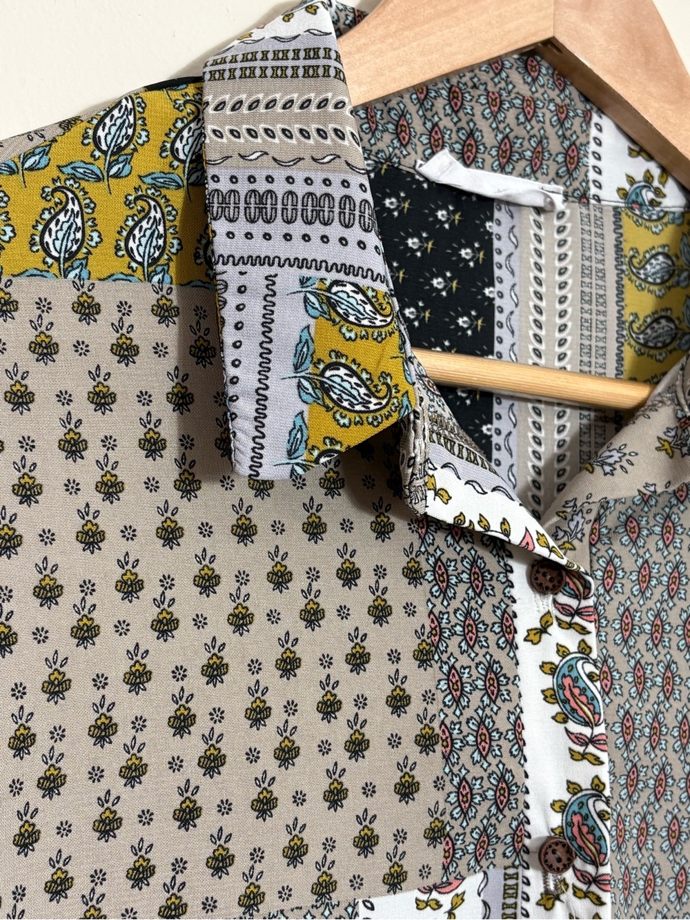 Bucketlist Patchwork Paisley Boho Button Down Blouse Mustard L - Picture 3 of 9